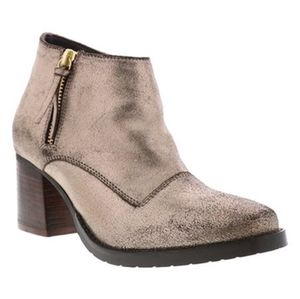 Sbicca Wanwisa Bronze Leather Bootie Women 8.5 M